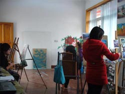 to become artist！ 【 美美手绘墙培训高级班 】 报名有什么要求: 有一定的美术基础即可 培训时间：1个月 招生对象： 各行业美术爱好者 招生范围： 全国 开设课程： 天顶壁画绘制技巧