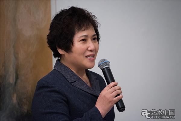 北京大学彭锋教授任策展人