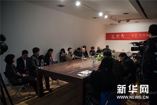 电影也是借助于现代工业和科技经百年发展而来