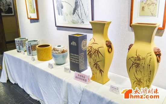 “一带一路”宜兴刀笔陶瓷艺术作品展在中国戏码头举行