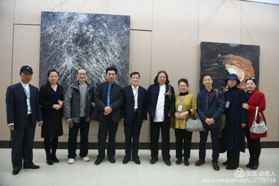 这次活动是抚顺公益书画家协会与沈阳东方美术馆在2017年结为文化互动友好单位后