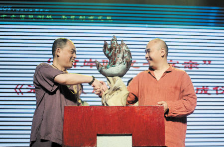 湘台两地陶土里飞出“浴火凤凰”