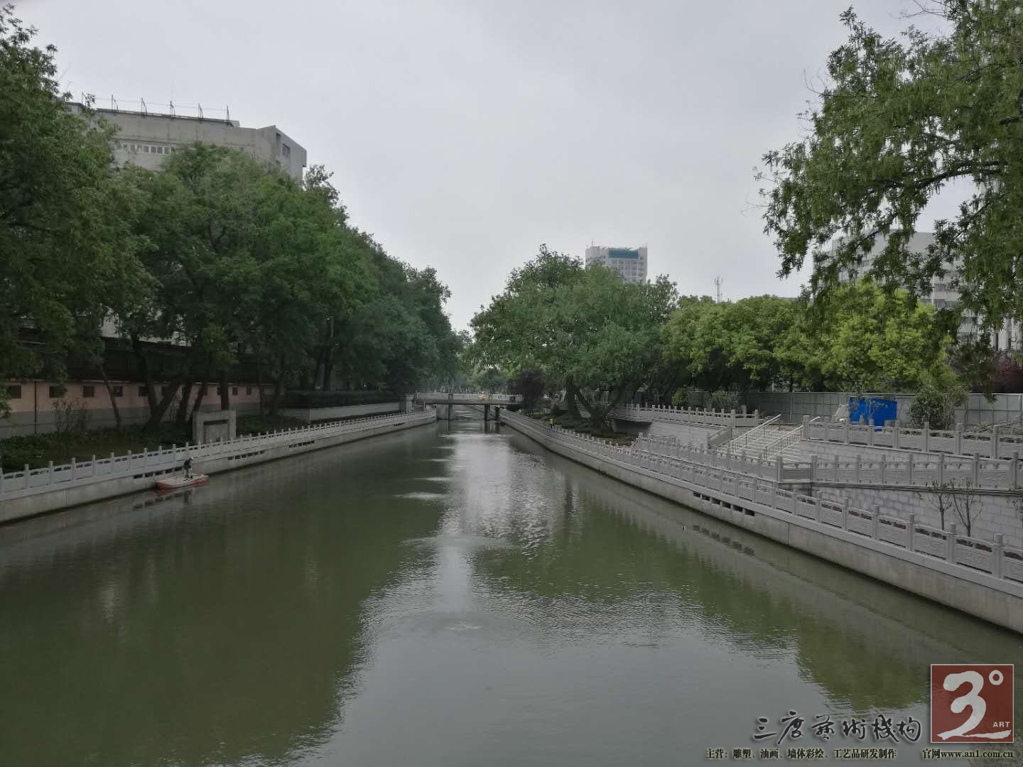  内秦淮河东段是洞穿城市核心区的“水动脉”
