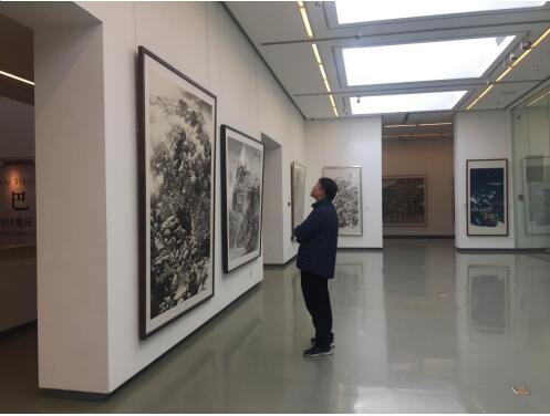 青年收藏家刘海天受邀出席“巴渝风—2018重庆中国画展北京”