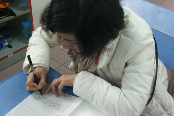 为了让家长会开展的别有意义