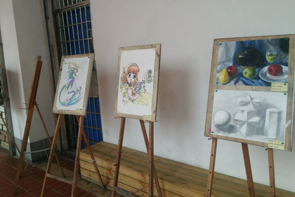 为了让家长会开展的别有意义