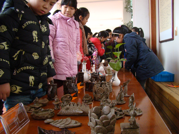 为了让家长会开展的别有意义