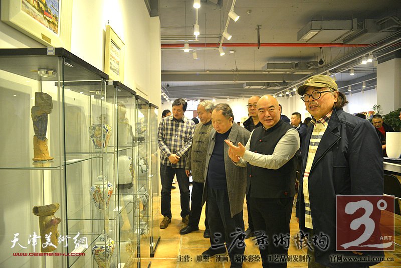 周晓冰、林德谦意象陶艺展