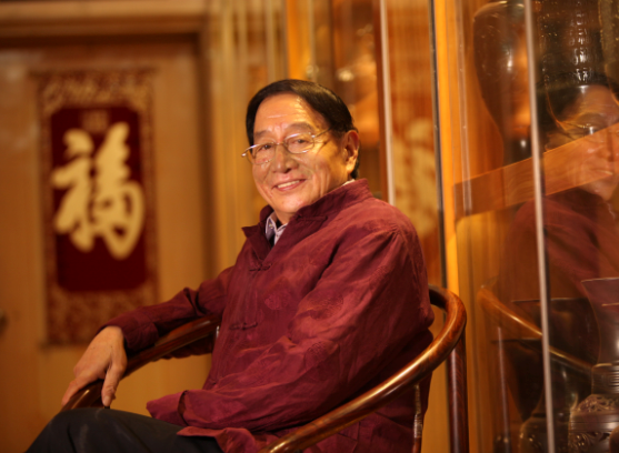 黑陶工艺美术大师刘德功带您走进龙山文化中的黑陶艺术