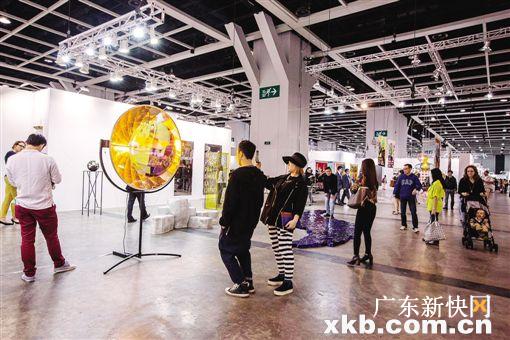 同时也让我们认识到了广州在当代艺术方面与香港、北京、上海存在的差距