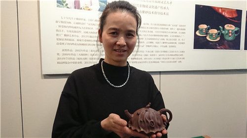 国家级工艺美术师蒋卫兵出席开幕式
