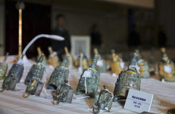 被查获的部分文物 法制晚报 图