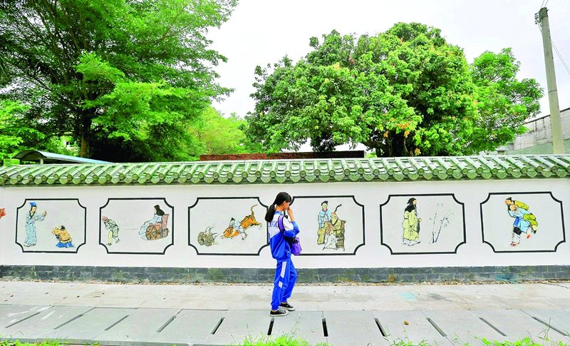 惠州打造核心价值观主题墙绘 促新农村文明示范片建设