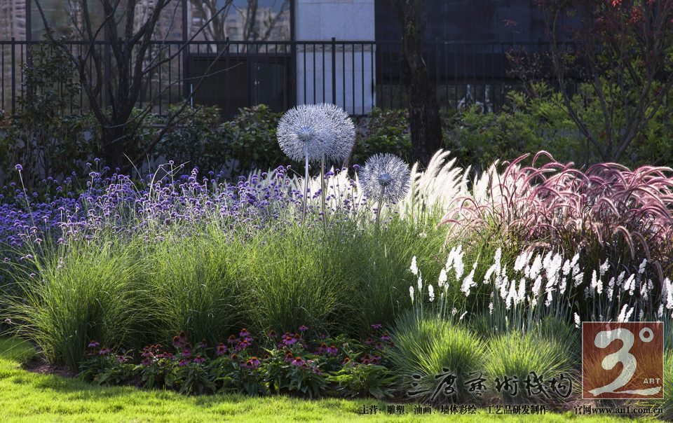 and the completeness of three or four generations living together.Landscaping is often pinned on gorgeous flowers