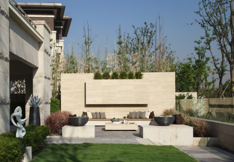 and the completeness of three or four generations living together.Landscaping is often pinned on gorgeous flowers