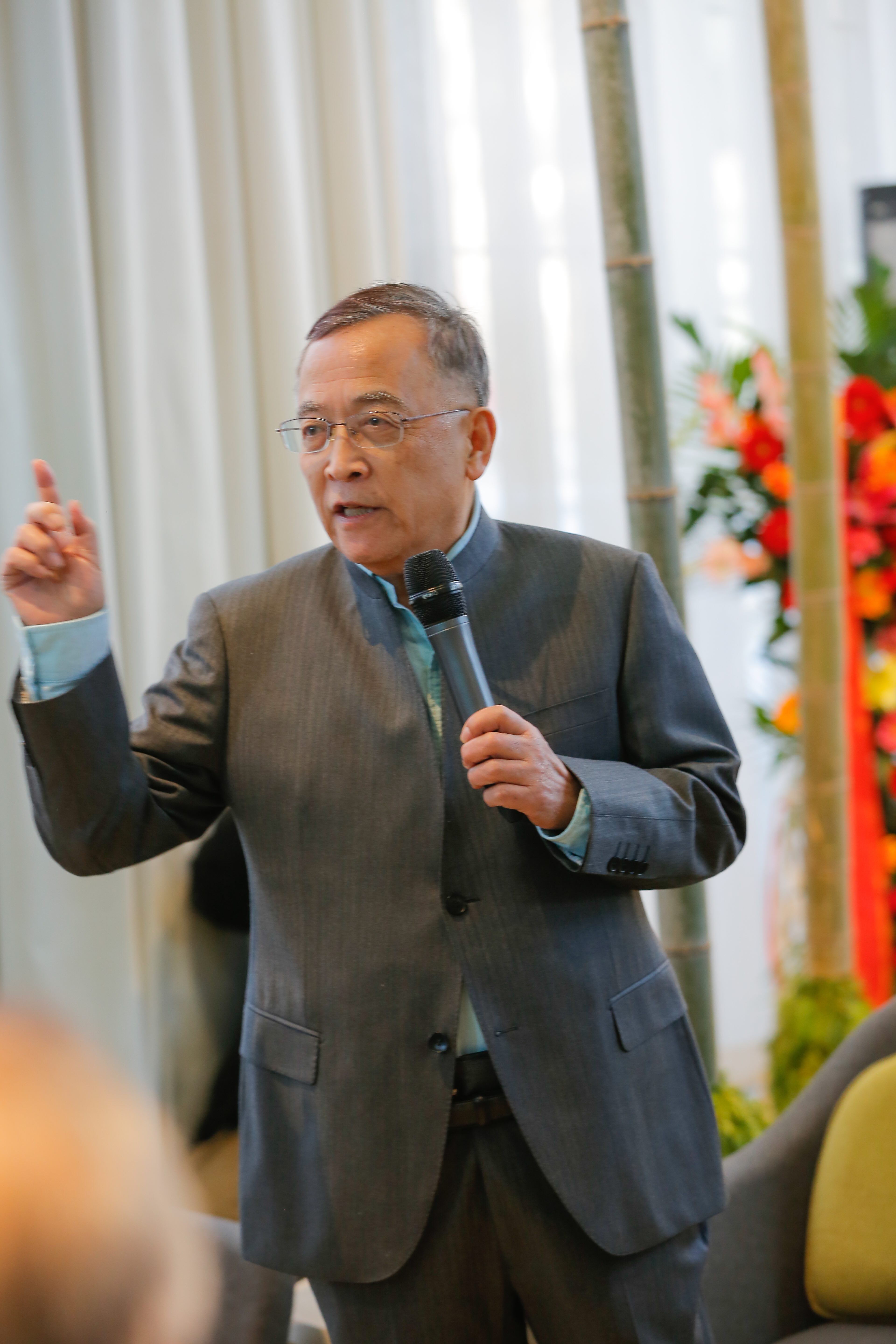 一次关于“出轨”的展览:萧可佳现代艺术书法展