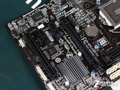 古墓丽影PC版最强 实用游戏平台度春节