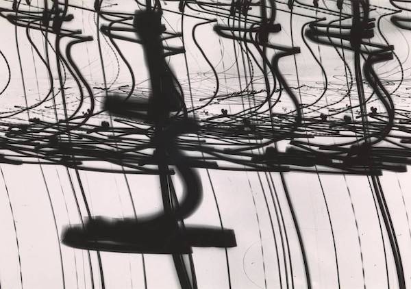 对克孜尔石窟进行了系统的整理、记录