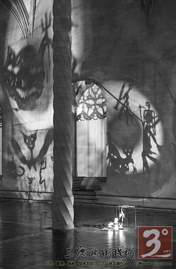 对克孜尔石窟进行了系统的整理、记录