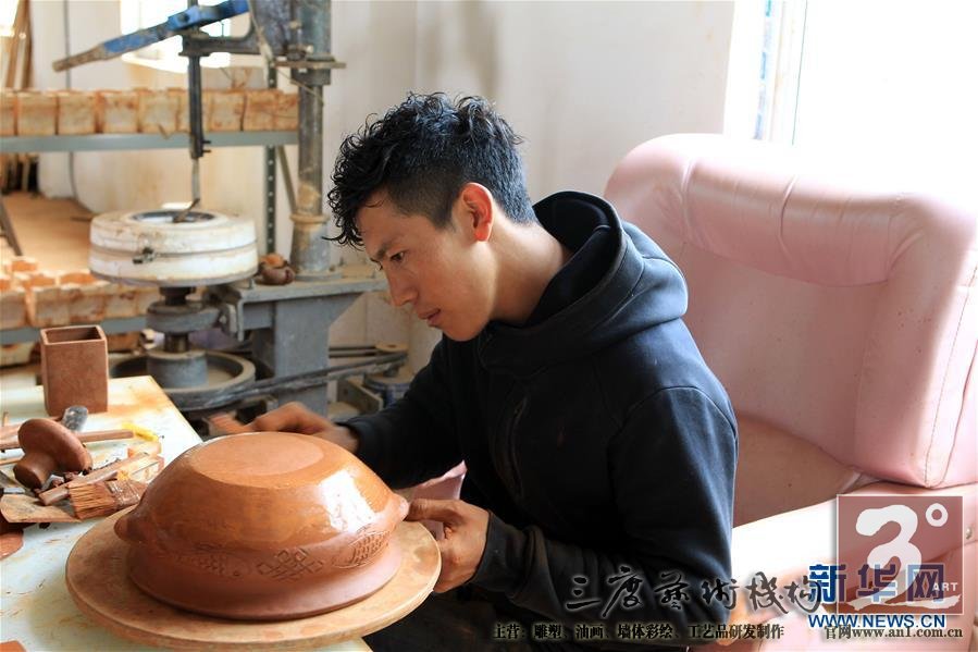 藏族黑陶——老技艺的新发展