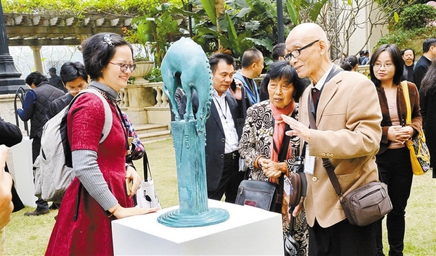 两百位公共艺术家云集深圳