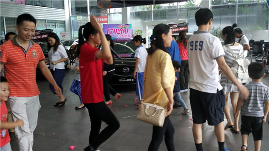 快来看看我们可爱的小宝宝都画了什么