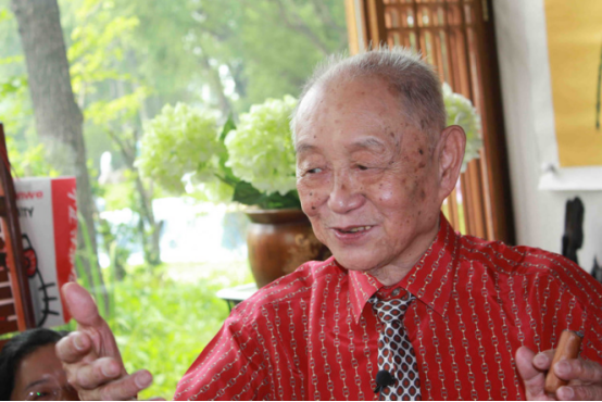 画过《阿诗玛》、生肖邮票《猴》和毛主席纪念堂山水画等