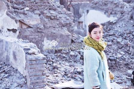 图4:网友发布的美院女生抓拍照,因神似全智贤被网友大为赞赏